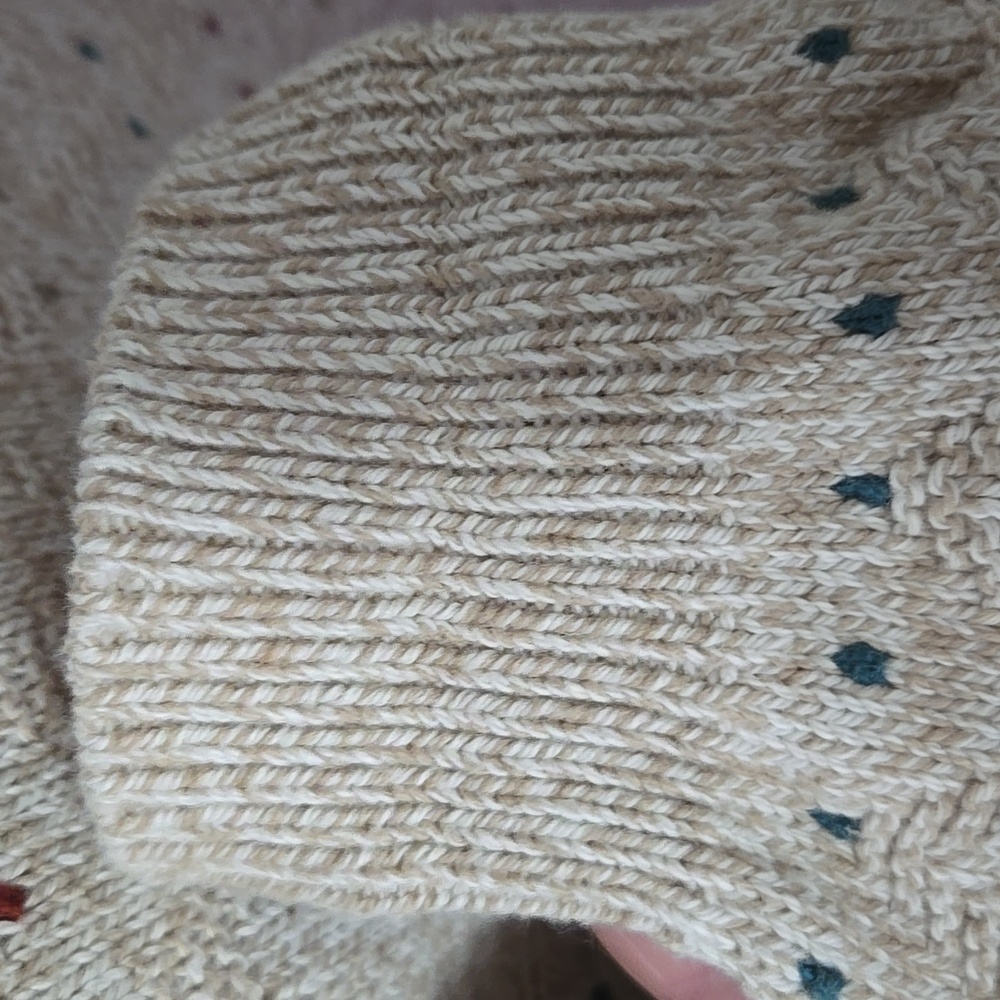 John Henry Cream Sweater - Picture 3 of 9